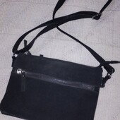 Сумочка на безліч відділів!