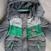 Cool club брендовая стёганая деми куртка/ жилетка 2 в 1 с капюшоном на мальчика рост 98/104 см