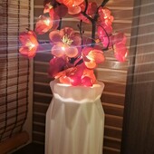 LED квіти у вазі