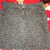 Стильна юбка в принт