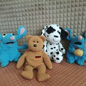 Лот игрушек.