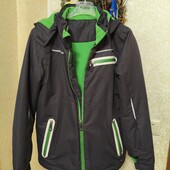 Дуже якісна дитяча куртка