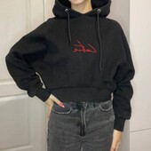 Чорне тепле укорочене худі