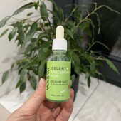 Нова зволожуюча сироватка для обличчя