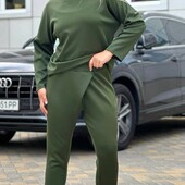 Універсальний жіночий прогулянковий костюм темна оливка