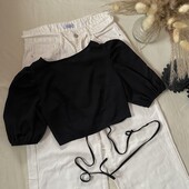 Блуза/топ з пишними рукавами спинка на шнурівці, у чорному кольорі