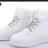 Жіночі чоботи шкіра