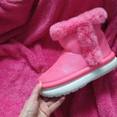 Угги жіночі легкі та зручні 