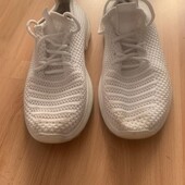 Кросівки 35й розмір