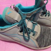 жіночі класні кросівки 