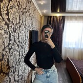 Класичний чорний гольфик розмір S