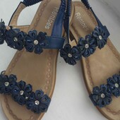 Босоножки 