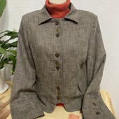 Жіночий жакет