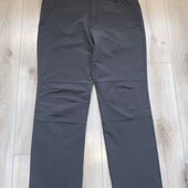 В ідеалі.Штани функціональні з водовідштовхувальної тканини.Розмір 52.