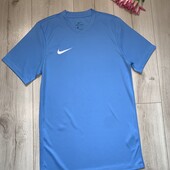 Відмінний стан.Футболка розмір S.