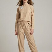 Жіночий костюм демі