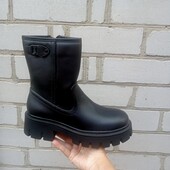 Новые ботиночки ,38-24,5см