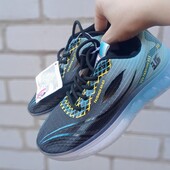 Новые кроссовки 36-23