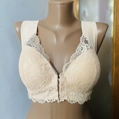 Топ-бра с чашками р.38,40,Европейский.