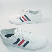 Оригінальні кросівки кроссовки Adidas 42 і 2\3р. (Адидас)