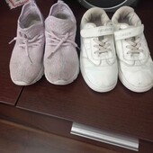 две пары кроссовок для девочки